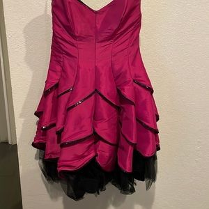 Betsy Johnson evening dress